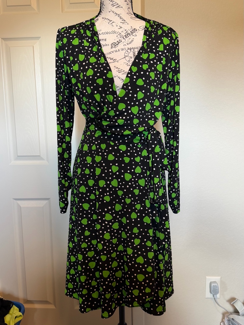 Vicky Tiel Green Heart Print Wrap Dress